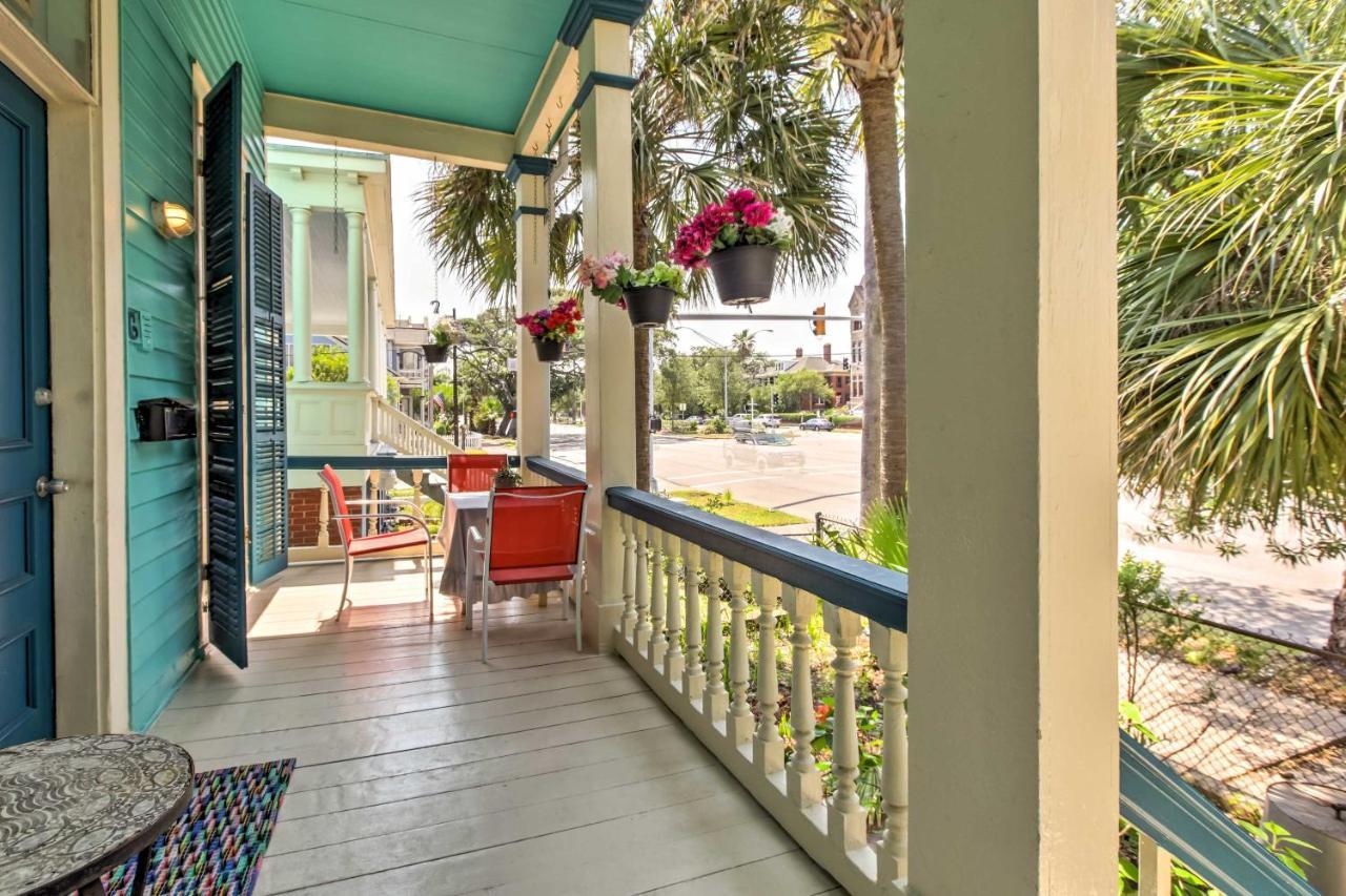 Historic Galveston Apartment - 1 Mi To The Strand! Exterior photo